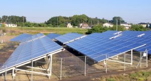 太陽光発電の寿命がきたらどうすべき？寿命を延ばす3つの対処法や注意点を解説